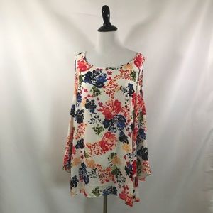 Rose & olive Cold shoulder floral blouse